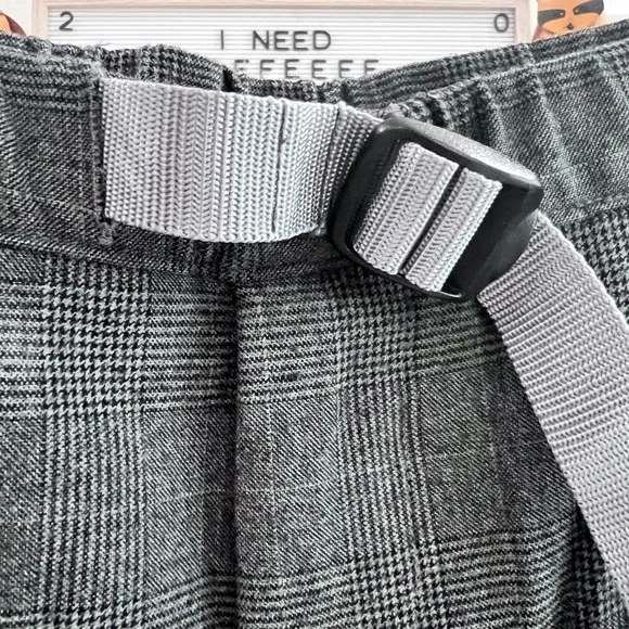 Is-ness Japan Belted Tuck Houndstooth Plaid Trousers